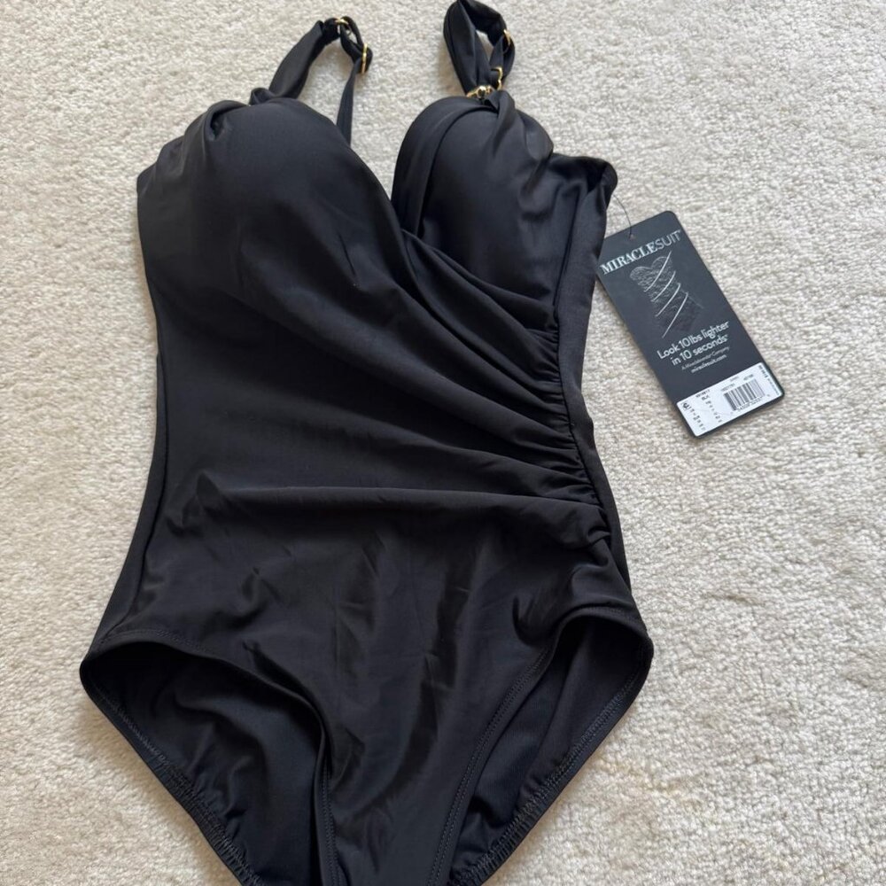 Miracle suit - Look 10 Ibs lighter in 10 seconds